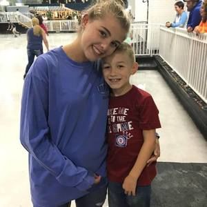 Meet your Posher, Lori